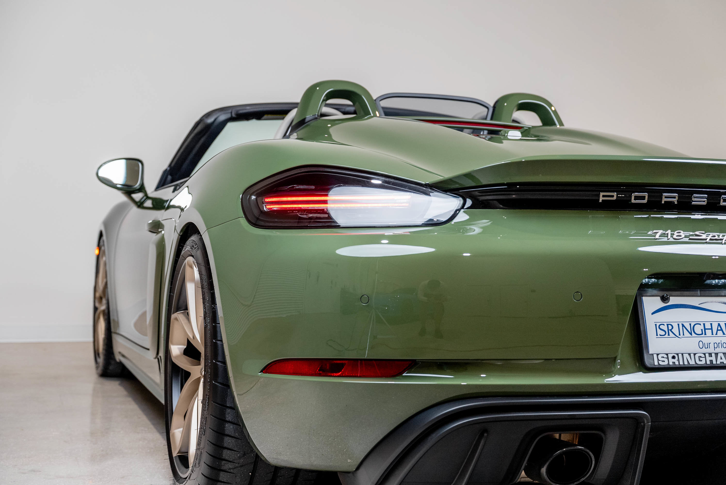 Used 2022 Porsche 718 Boxster Spyder RWD image 48
