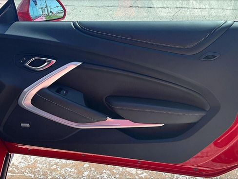Used 2016 Chevrolet Camaro SS RWD image 26