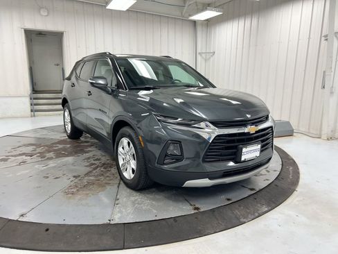 Used 2020 Chevrolet Blazer LT AWD/4WD image 2