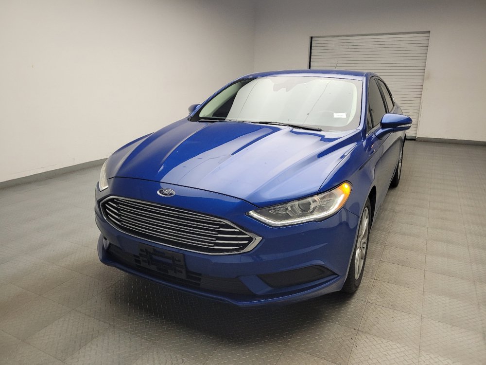 Used 2017 Ford Fusion SE FWD image 15