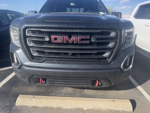 Used 2019 GMC Sierra 1500 AT4 w/ AT4 Premium Package AWD/4WD image 2