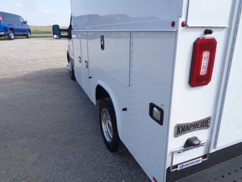 Used 2020 Ford Transit 350 DRW w/ Interior Upgrade Package image 45