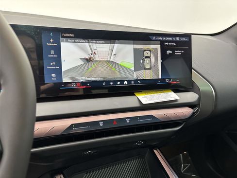 New 2026 BMW X3 xDrive30 w/ Premium Package image 30