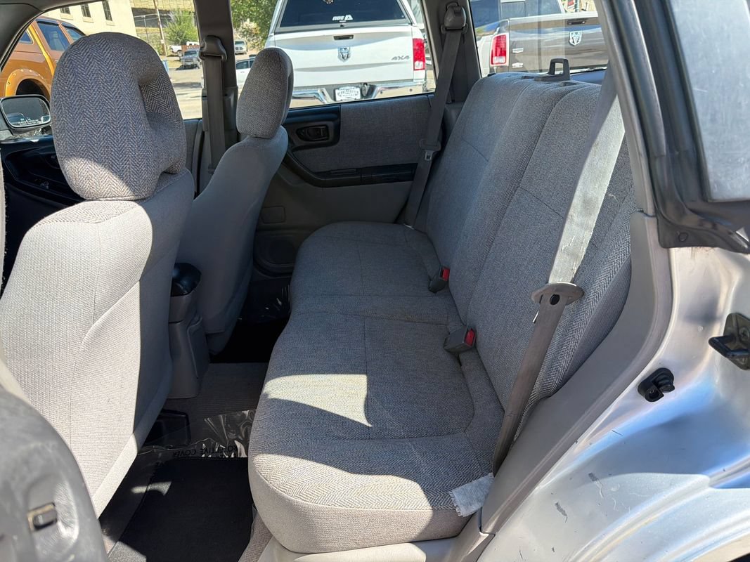 Used 2002 Subaru Forester L AWD/4WD image 12
