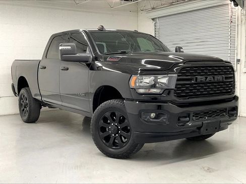 Used 2023 RAM 2500 Big Horn w/ Night Edition AWD/4WD image 38