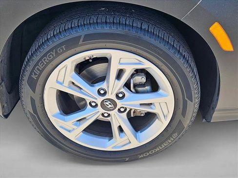 Used 2022 Hyundai Kona SEL w/ Cargo Package FWD image 21