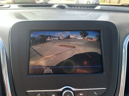 Used 2020 Chevrolet Equinox LT image 28