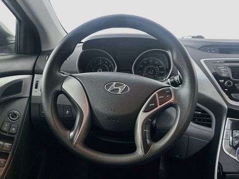 Used 2013 Hyundai Elantra GLS FWD image 17