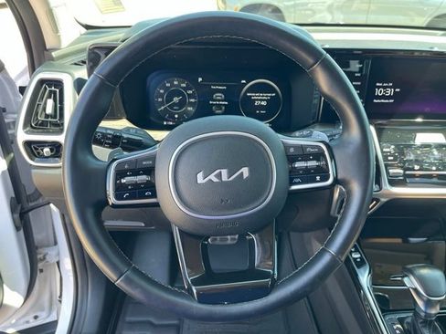 Used 2022 Kia Sorento SX Prestige w/ Rust Color Package AWD/4WD image 14