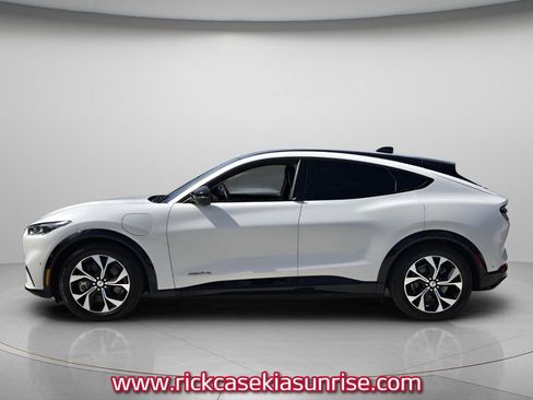 Used 2021 Ford Mustang Mach-E Premium image 3