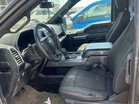 Used 2016 Ford F150 XLT w/ Equipment Group 302A Luxury AWD/4WD image 4