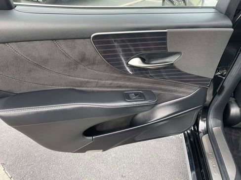 Used 2020 Lexus LS 500 image 20