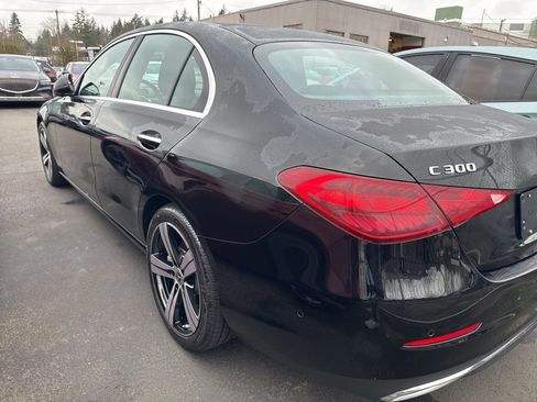 Used 2025 Mercedes-Benz C 300 4MATIC Sedan image 5
