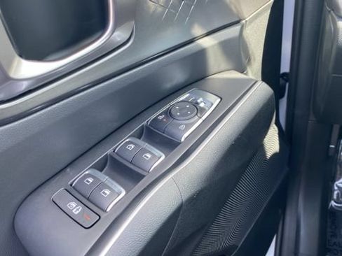 New 2026 Kia Sorento LX FWD image 22