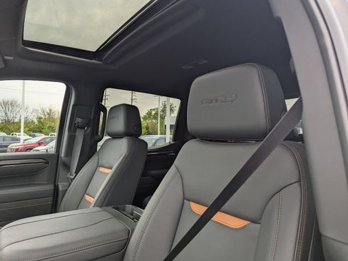 New 2026 GMC Sierra 1500 AT4 w/ AT4 Premium Package AWD/4WD image 6