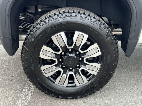 New 2025 GMC Sierra 2500 Denali w/ Denali Reserve Package image 22