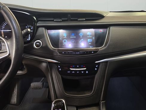Used 2017 Cadillac XT5 Premium Luxury AWD/4WD image 20