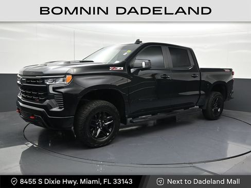 Used 2024 Chevrolet Silverado 1500 LT Trail Boss AWD/4WD image 1