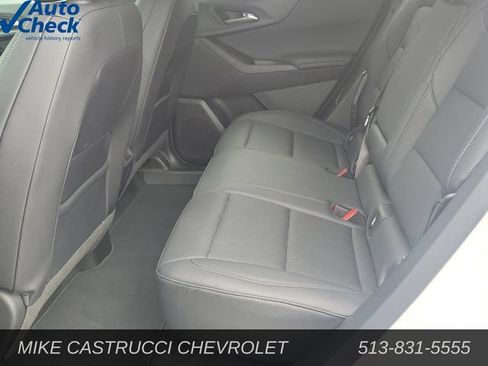 Used 2025 Chevrolet Equinox LT w/ Convenience Package II FWD image 24