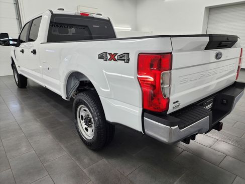 Used 2022 Ford F350 XL w/ Power Equipment Group image 6