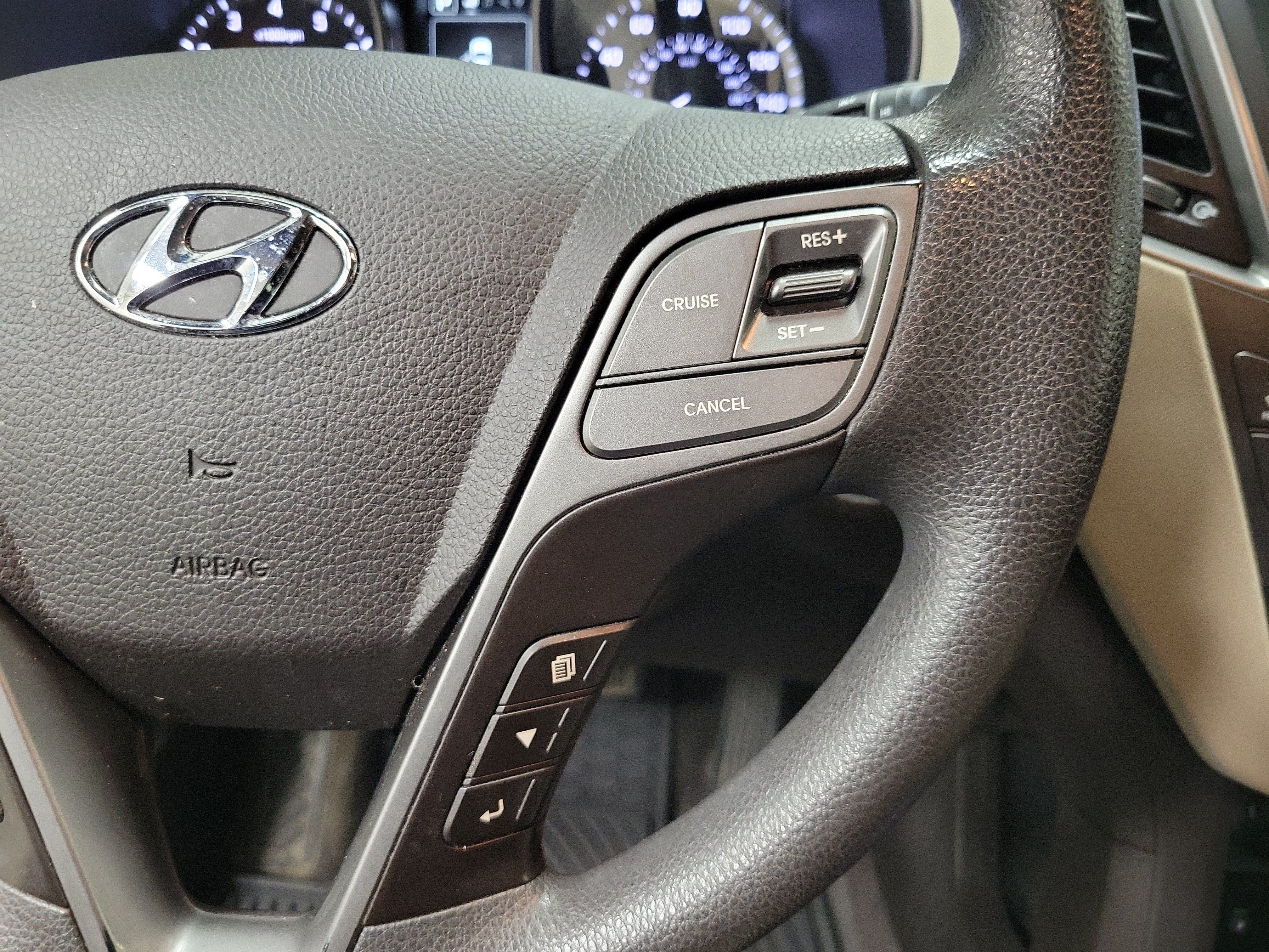 Used 2017 Hyundai Santa Fe Sport w/ 2.4L Value Package 06 FWD image 25