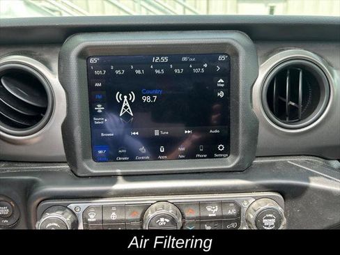 Certified 2022 Jeep Wrangler Unlimited Sport AWD/4WD image 23