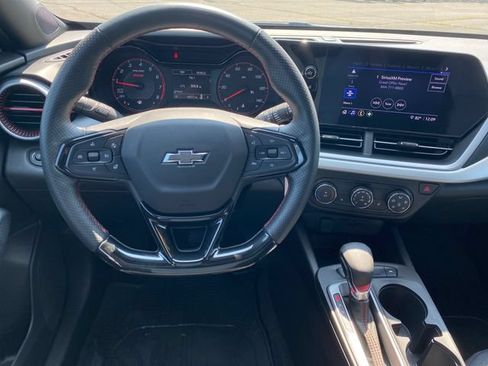Used 2025 Chevrolet Trax RS w/ Driver Confidence Package FWD image 7