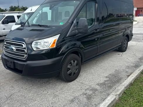 Used 2015 Ford Transit 350 XLT RWD image 10