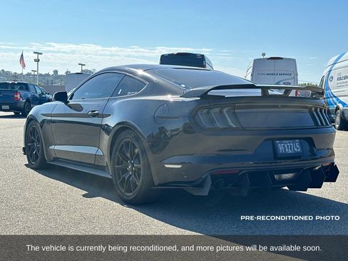 Used 2017 Ford Mustang GT w/ Black Accent Package RWD image 4