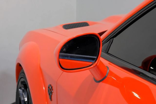 Used 2018 Dodge Challenger SRT Hellcat RWD image 43