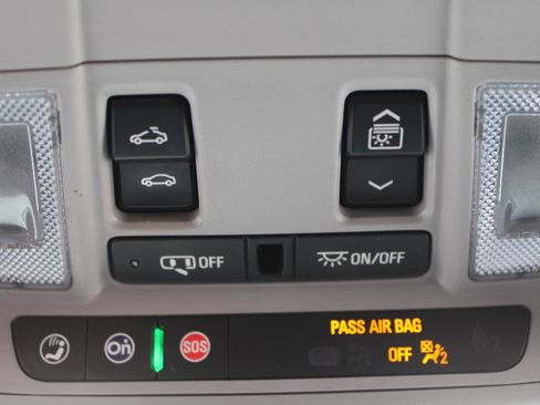 Used 2021 GMC Terrain SLE w/ Driver Convenience Package AWD/4WD image 12