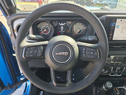 New 2026 Jeep Gladiator Sport image 16