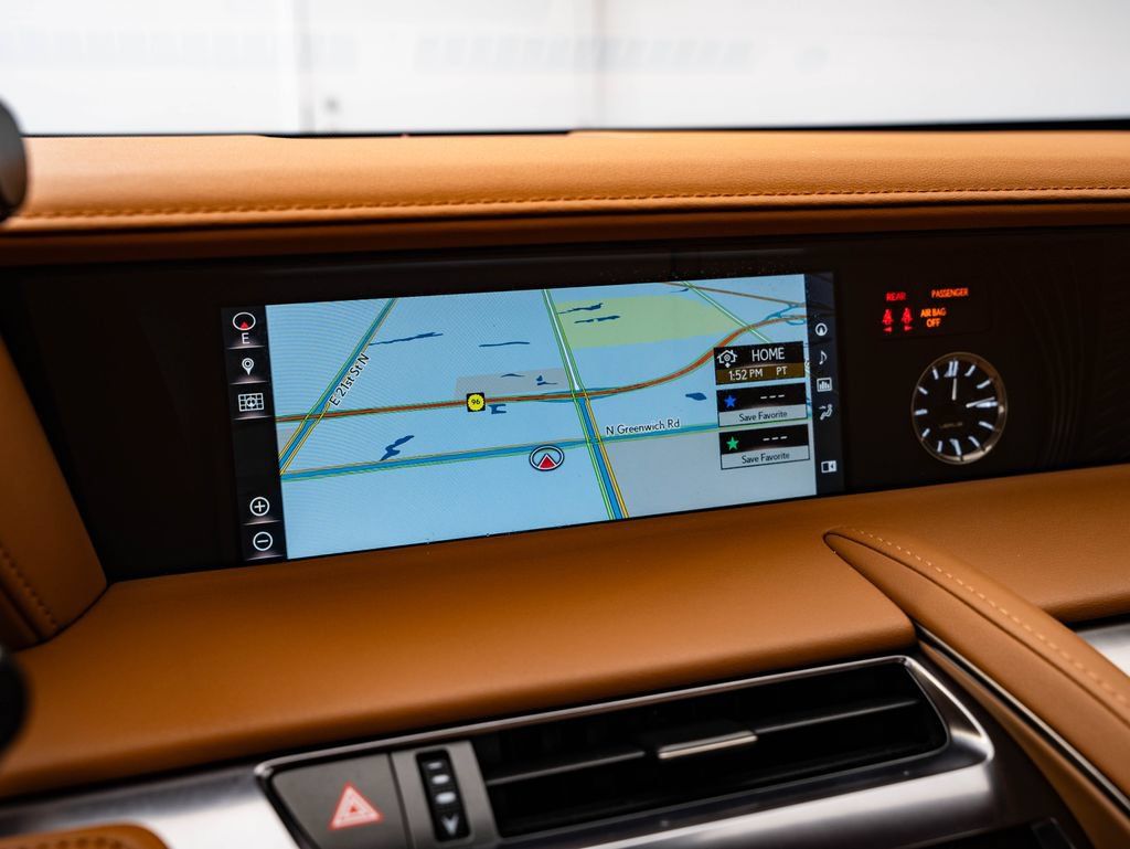Used 2018 Lexus LC 500 Coupe w/ Touring Package RWD image 32
