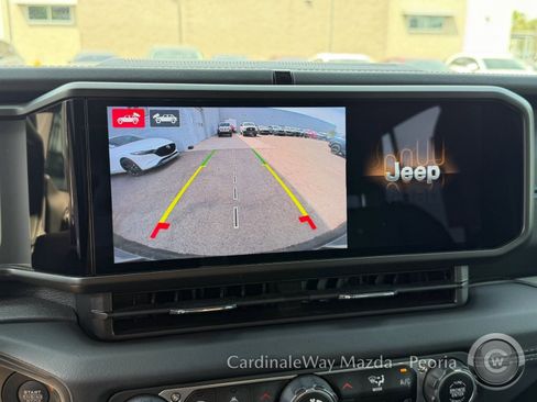 Used 2024 Jeep Wrangler High Altitude AWD/4WD image 26