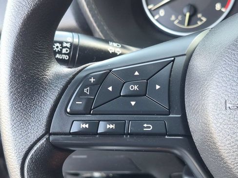Used 2024 Nissan Sentra S FWD image 14