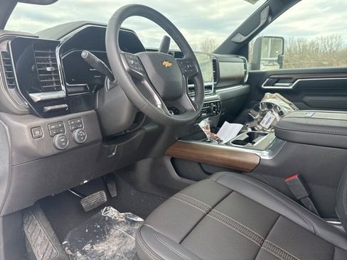 New 2026 Chevrolet Silverado 3500 High Country image 11