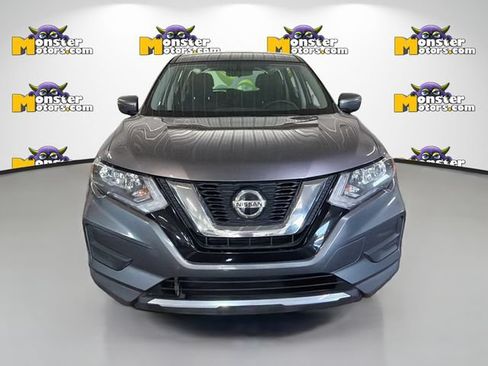 Used 2018 Nissan Rogue S AWD/4WD image 2