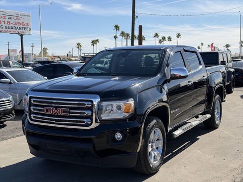 Used 2017 GMC Canyon SLE w/ SLE Convenience Package image 1