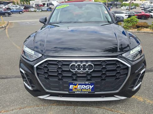 Used 2022 Audi Q5 2.0T Premium Plus w/ Premium Plus Package AWD/4WD image 2