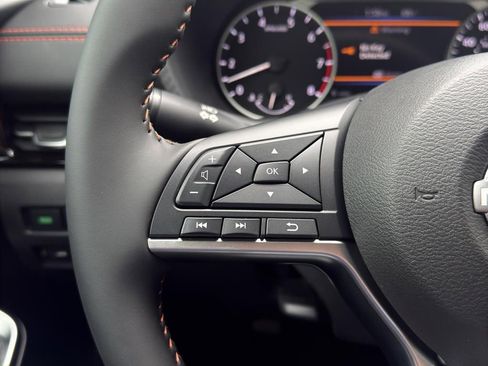 New 2025 Nissan Sentra SR image 19