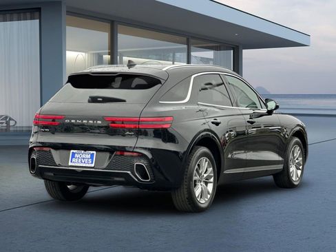 Used 2023 Genesis GV70 2.5T image 4