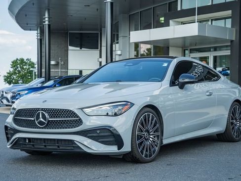 Used 2025 Mercedes-Benz CLE 450 4MATIC Coupe image 3