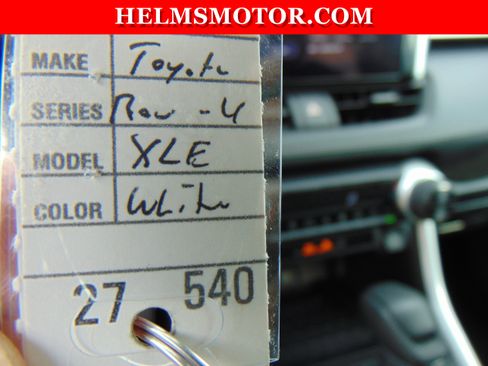 Used 2025 Toyota RAV4 XLE image 26