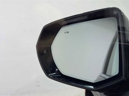 Used 2023 Chevrolet Tahoe LT w/ Luxury Package image 11