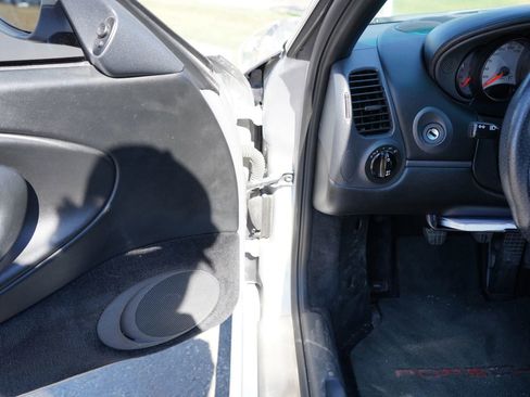 Used 1999 Porsche 911 GT3 RS image 28