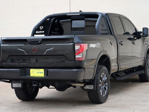 Used 2023 Nissan Titan PRO-4X AWD/4WD image 48