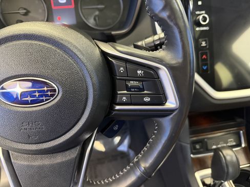 Used 2023 Subaru Ascent Touring AWD/4WD image 17
