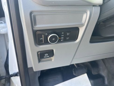 Used 2022 Ford F150 XL w/ Equipment Group 101A High AWD/4WD image 12