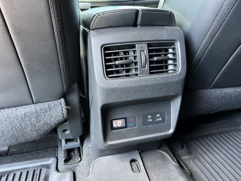 Used 2023 Nissan Rogue SL w/ SL Premium Package FWD image 41