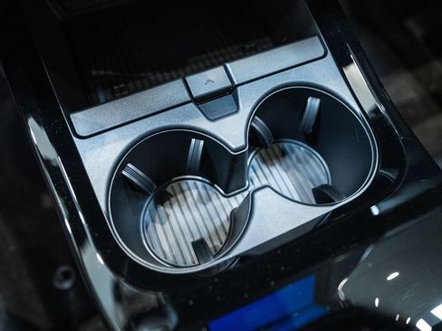 New 2026 Toyota Prius XLE image 25